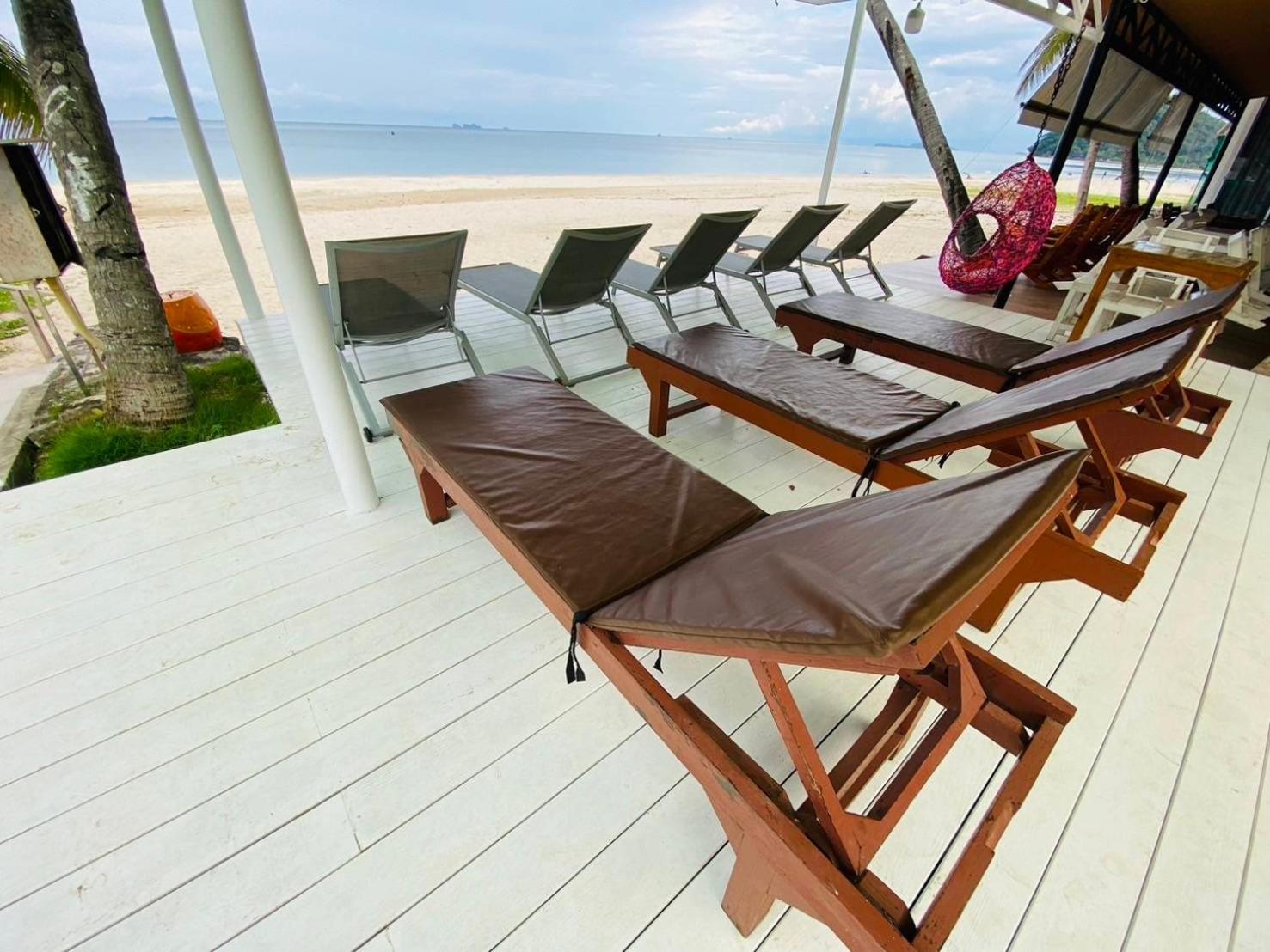 Hotel Talay Sai @ Thung Wua Laen Pathiu Exterior foto